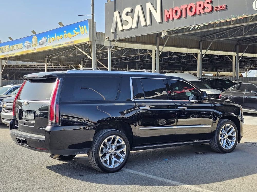 كاديلاك اسكاليد 6.2L Premium Luxury Platinum 2018 مستعملة