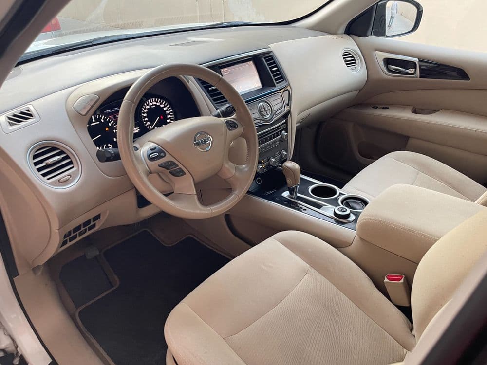 Used Nissan Pathfinder 3.5L S 4WD 2015