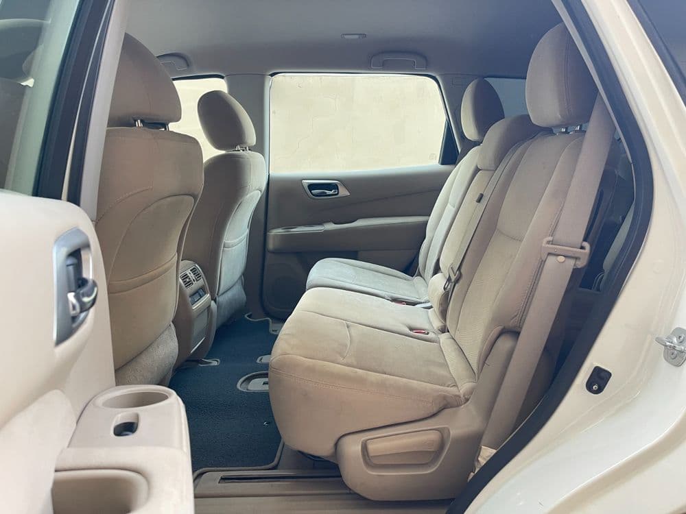 Used Nissan Pathfinder 3.5L S 4WD 2015