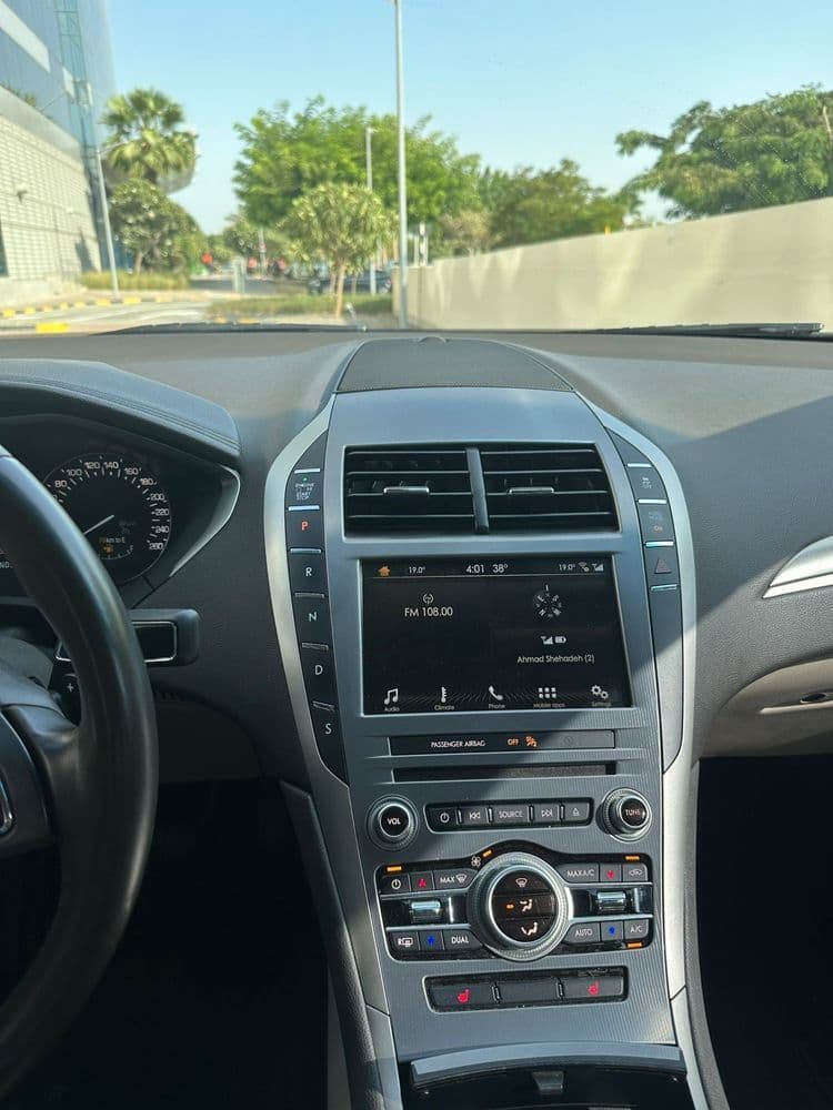 لينكون ام كاي زي 2.0T Premier 2018 مستعملة