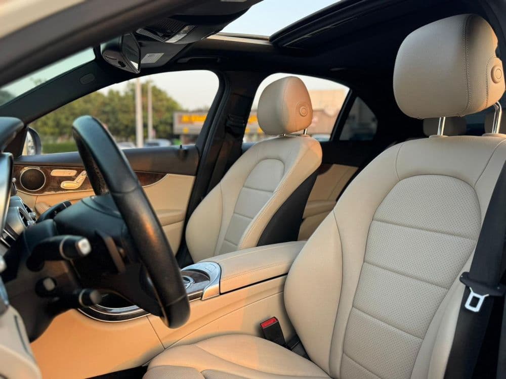 مرسيدس بنز الفئة سي C 300 2018 مستعملة