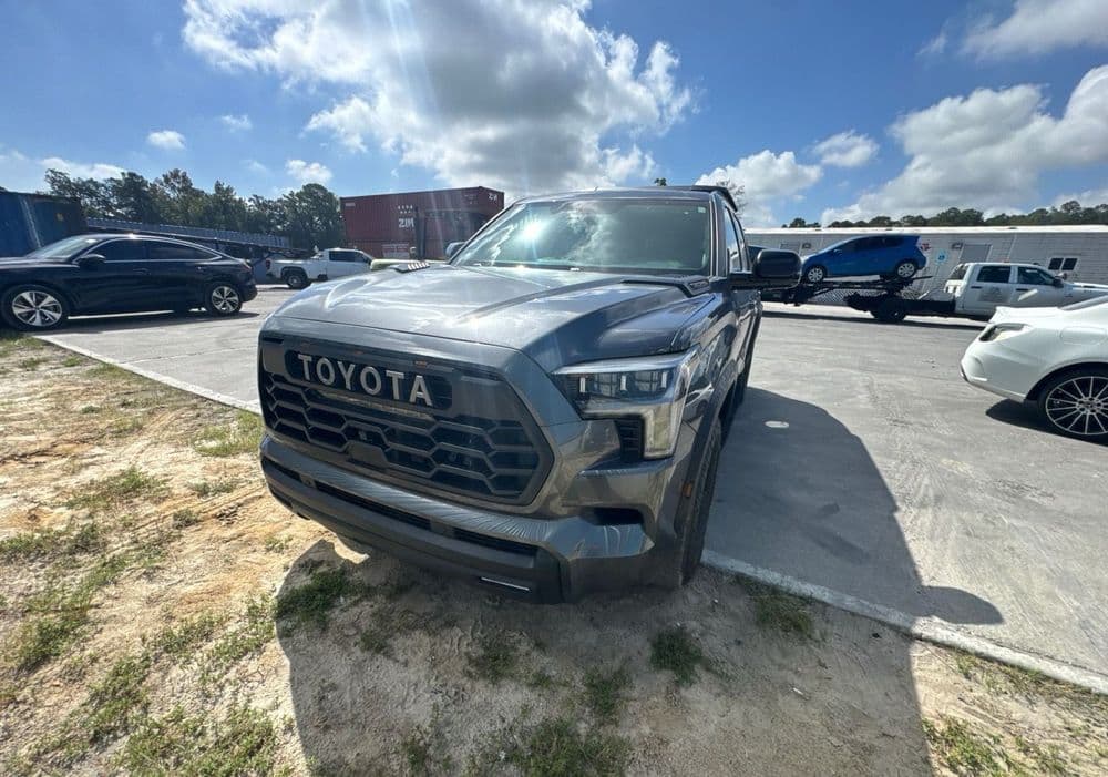 تويوتا سيكويا 2025 الجديد