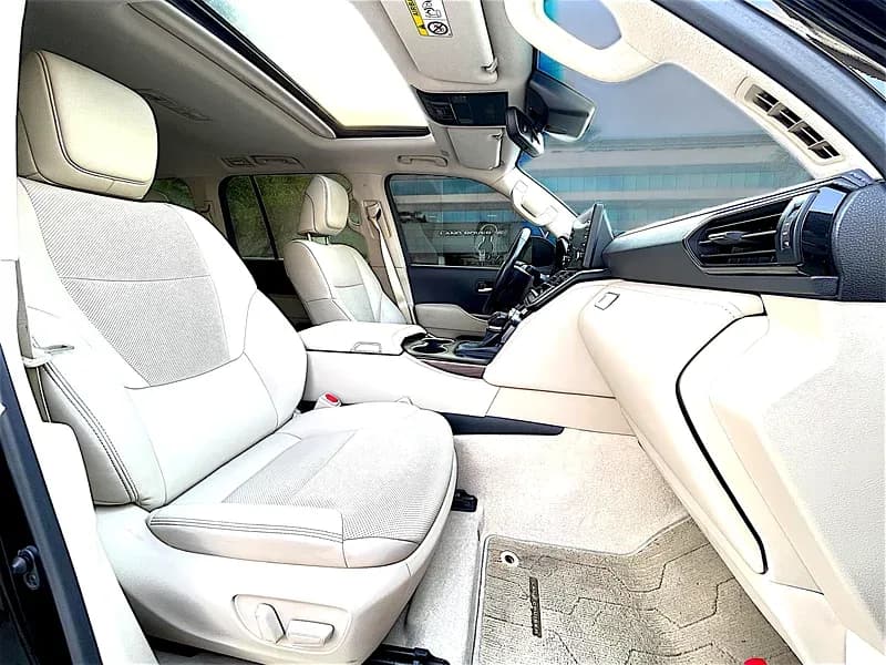 مستعملة تويوتا لاند كروزر 4.0L GXR 2023