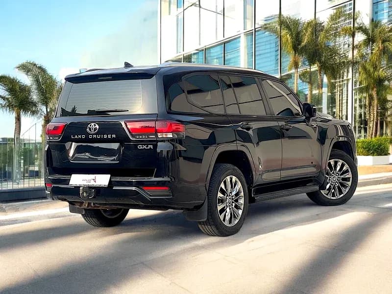 مستعملة تويوتا لاند كروزر 4.0L GXR 2023