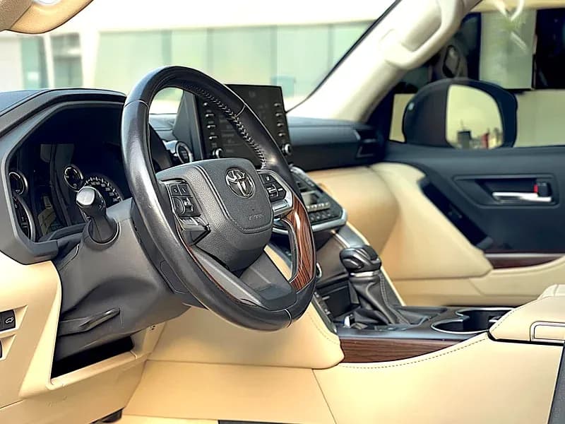 مستعملة تويوتا لاند كروزر 4.0L GXR 2023