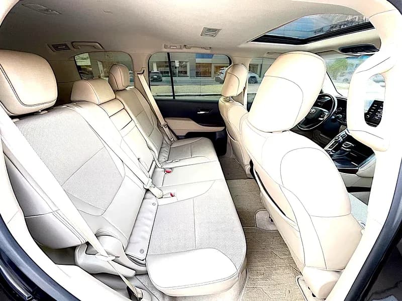 مستعملة تويوتا لاند كروزر 4.0L GXR 2023