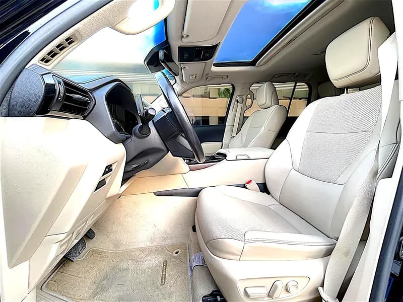 مستعملة تويوتا لاند كروزر 4.0L GXR 2023