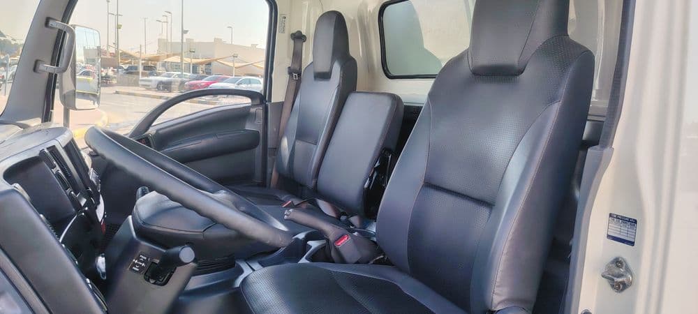 Used Isuzu Reward 2025