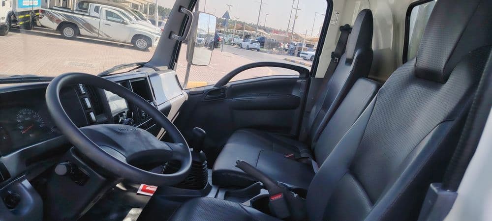 Used Isuzu Reward 2025