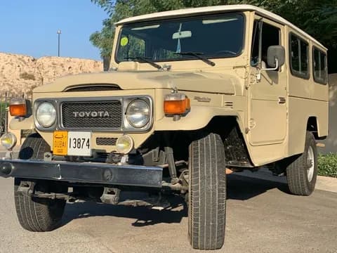 مستعملة تويوتا لاند كروز 1983