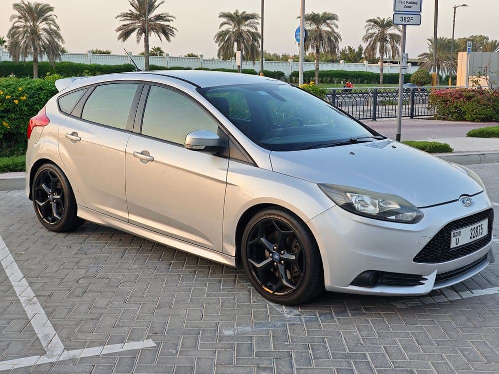 مستعملة فورد فوكس ST 2013