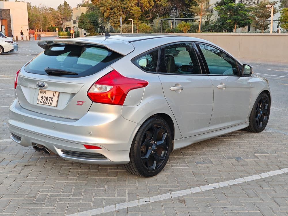 مستعملة فورد فوكس ST 2013