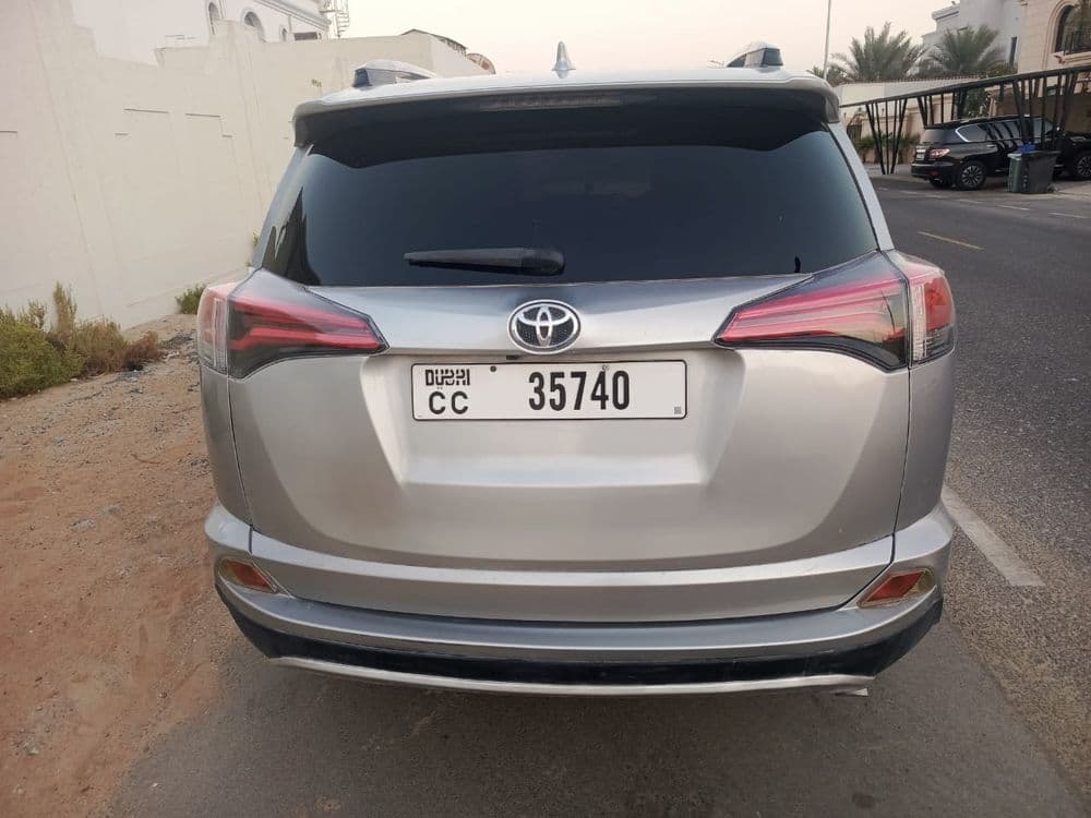 تويوتا راف4 2.0L LE 2WD 2018 مستعملة