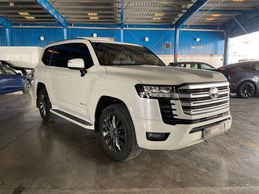 تويوتا لاند كروز 2023 مستعملة