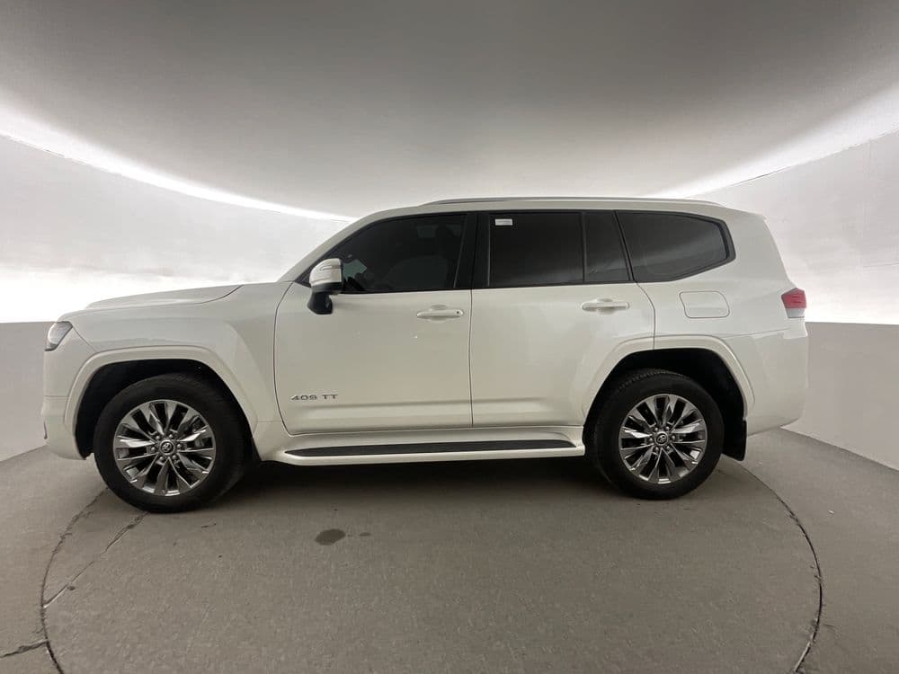 تويوتا لاند كروز 2024 مستعملة