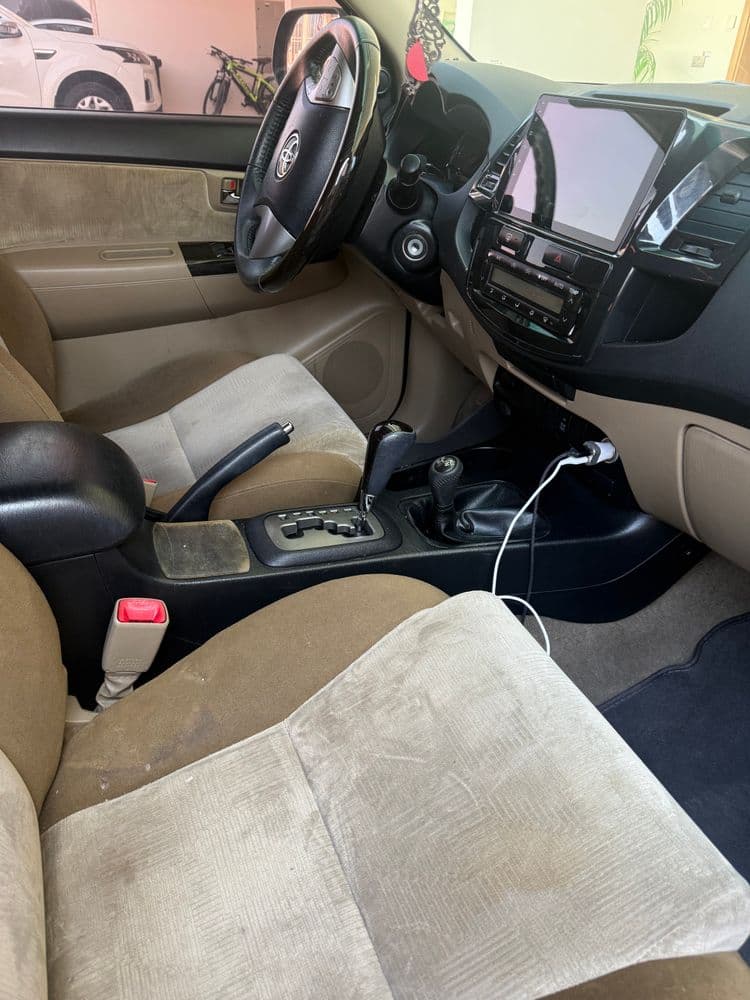 تويوتا فورتشنر 4.0L GXR 2015 مستعملة