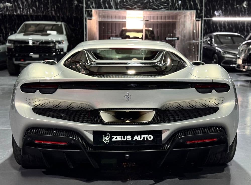 فيراري 296 GTS 2024 مستعملة