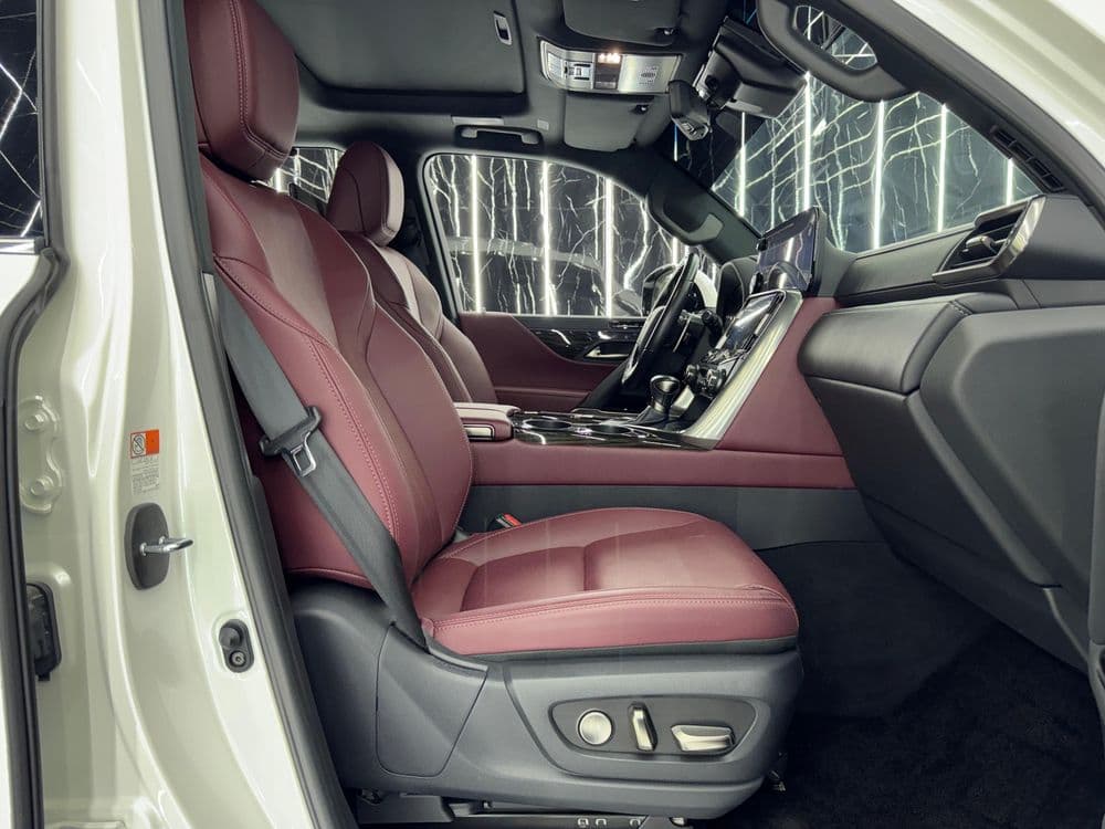 لكزس أل أكس 2023 مستعملة