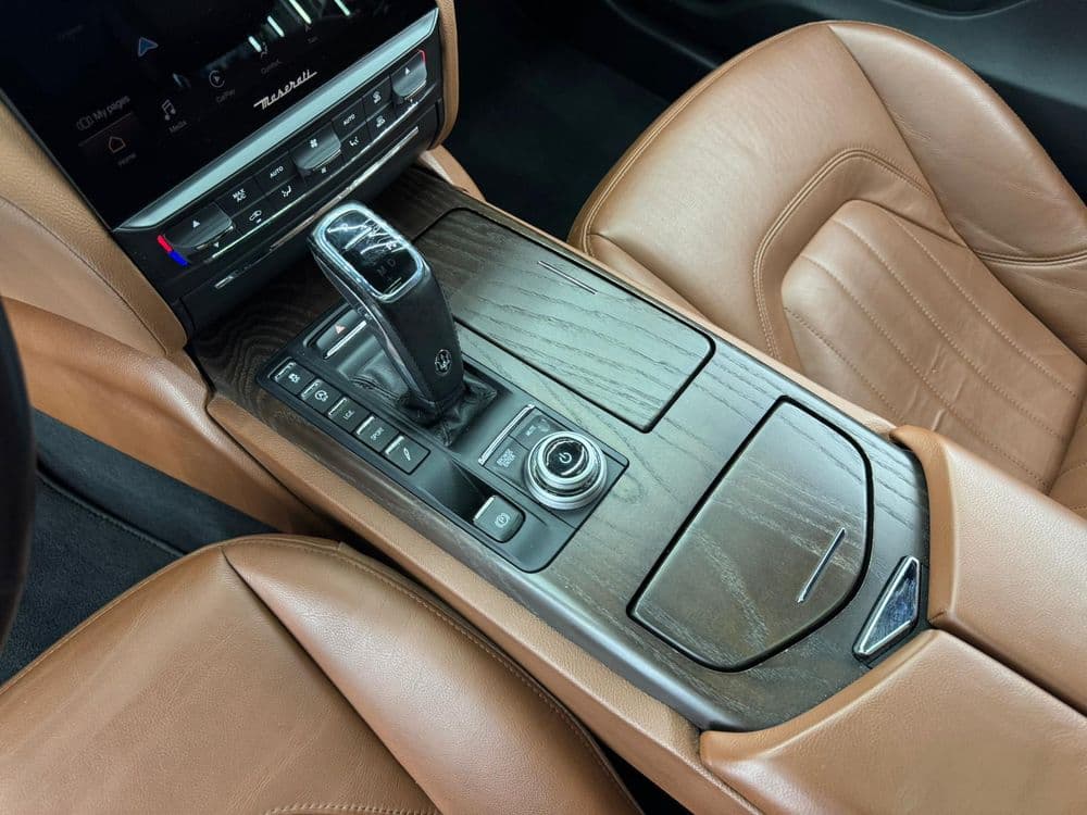 Used Maserati Quattroporte 2021