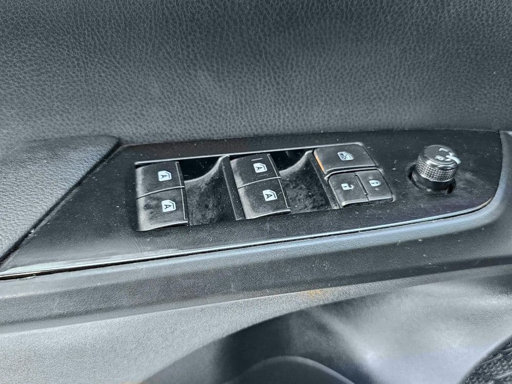 Used Toyota Prius+ 2020