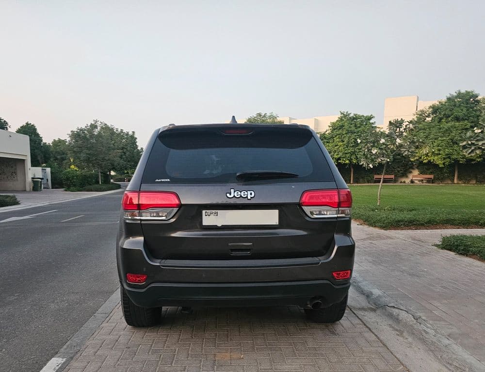 جيب جيب جراند شيروكي لاريدو 2019 مستعملة