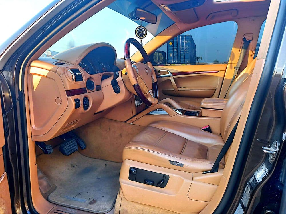 مستعملة بورش كايين Base 2010