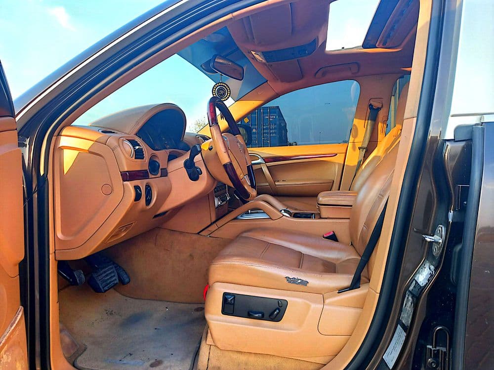 مستعملة بورش كايين Base 2010