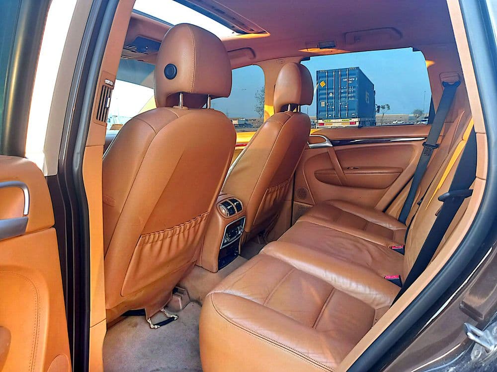 مستعملة بورش كايين Base 2010