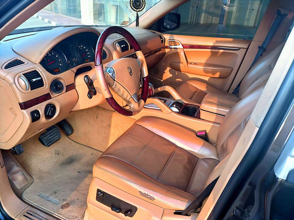 مستعملة بورش كايين Base 2010