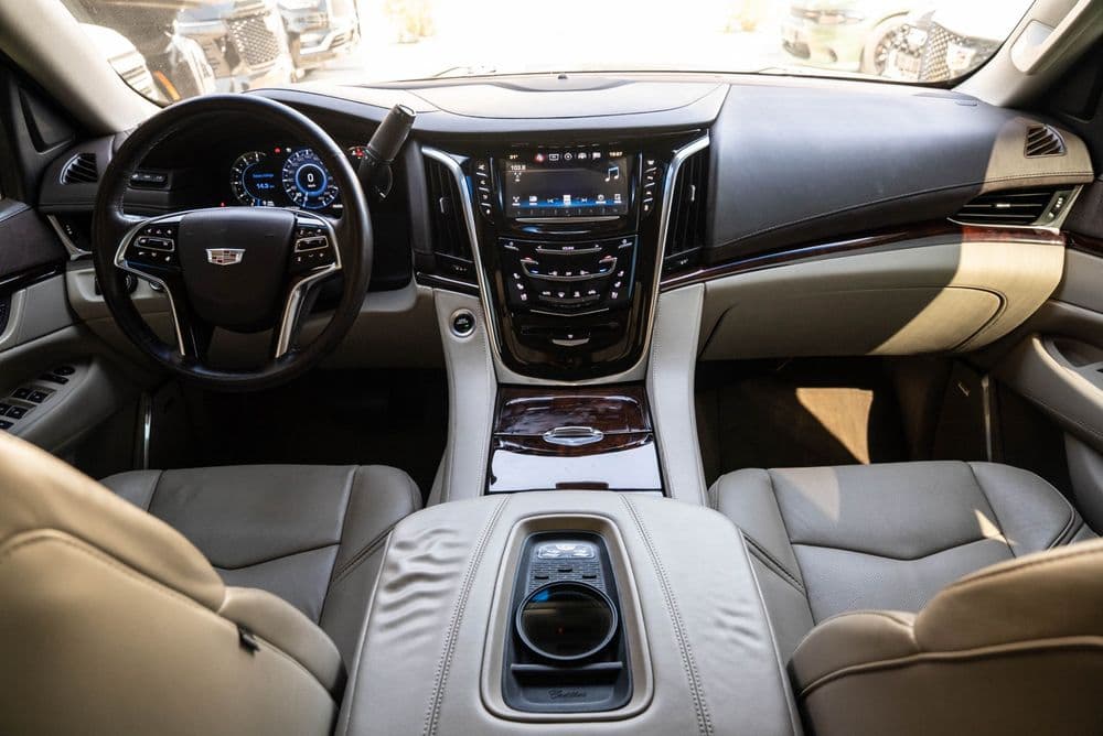 Used Cadillac Escalade 6.2L Platinum 2016