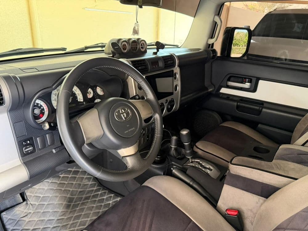 Used Toyota FJ Cruiser 2014