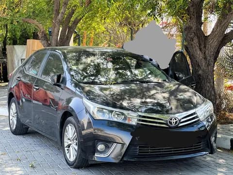Used Toyota Corolla 2.0 L SE Plus 2015