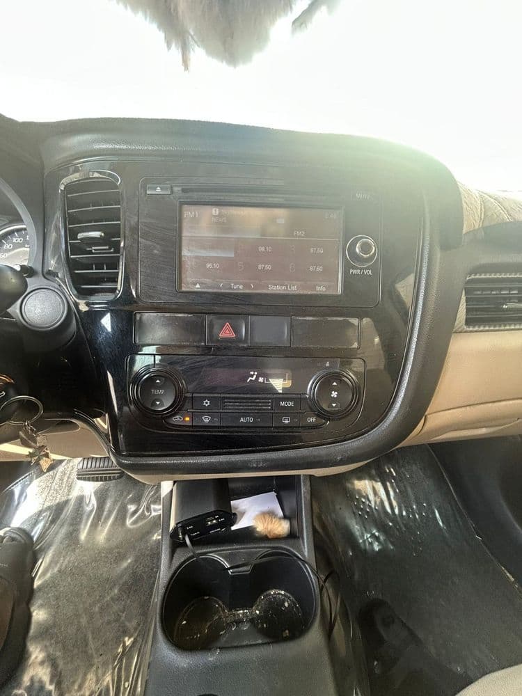 Used Mitsubishi Outlander 2.4L 2016