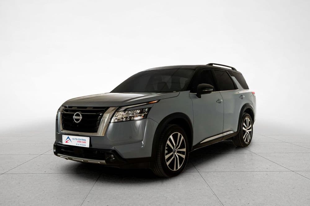 Used Nissan Pathfinder 2024