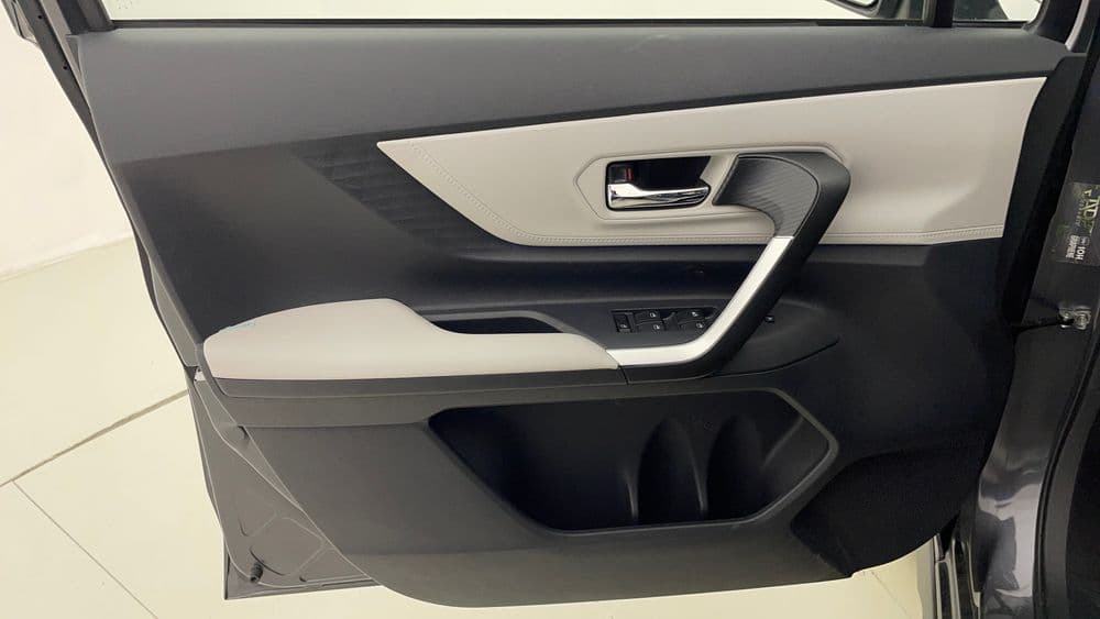 Used Toyota Veloz 2024