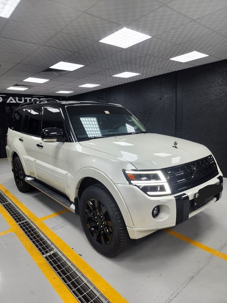 Used Mitsubishi Pajero 3.8L 5 Door Signature Edition 2010