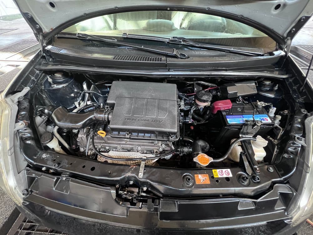 تويوتا يارس 1.5L Hatchback 2014 مستعملة