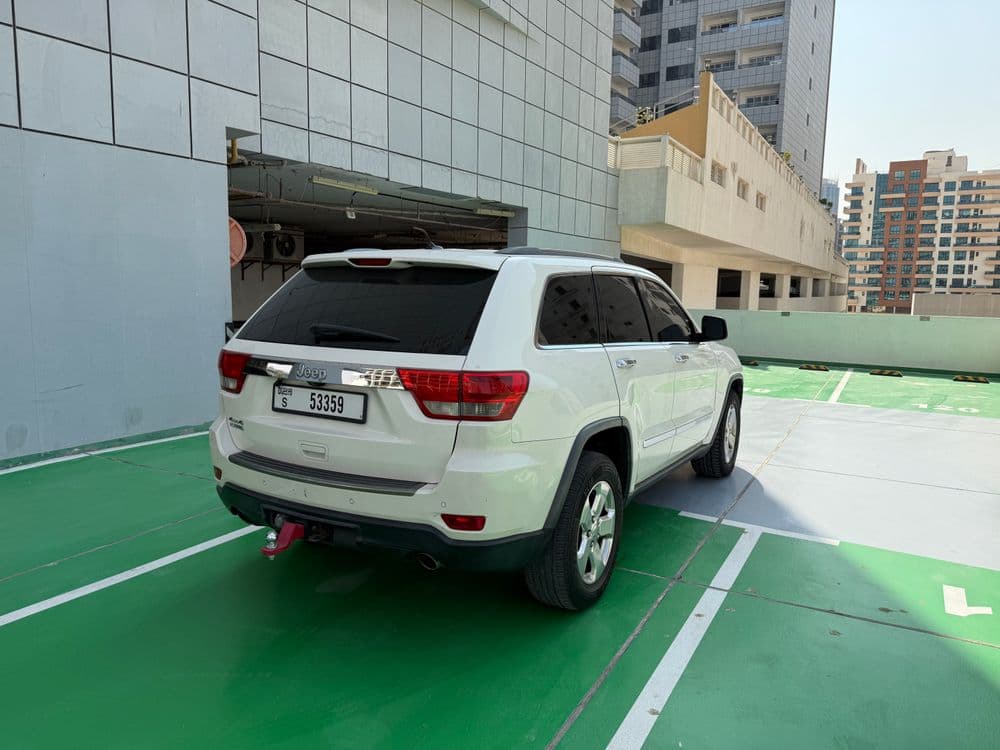 Used Jeep Grand Cherokee Limited 5.7L 2012