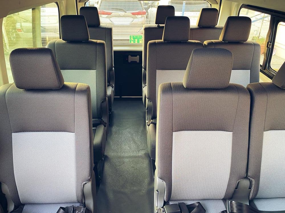 الجديد تويوتا هايس 2.8L Commuter A/T 2025