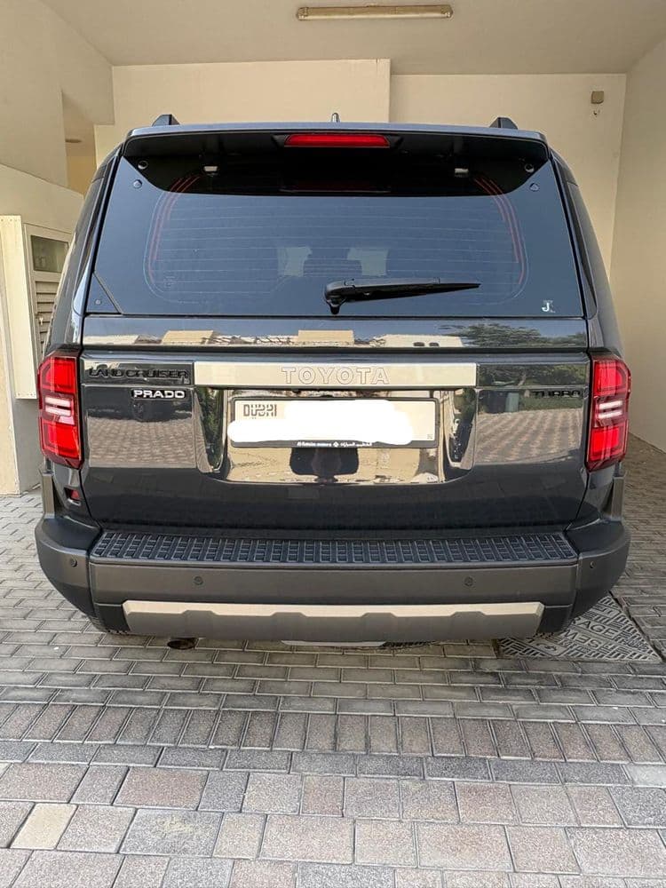 مستعملة تويوتا لاند كروزر برادو 2.4T GXL 4WD 2024