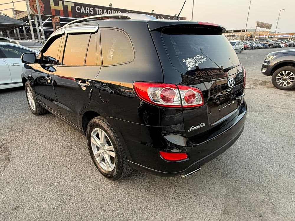 Used Hyundai Santa Fe 2.0L 2010