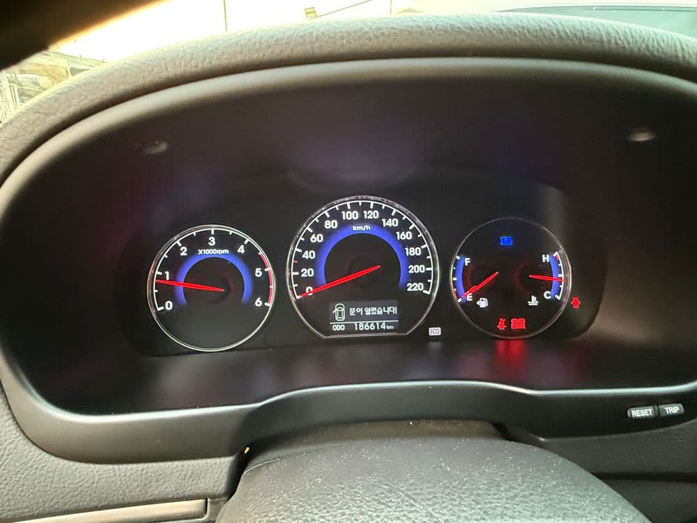 Used Hyundai Santa Fe 2.0L 2010