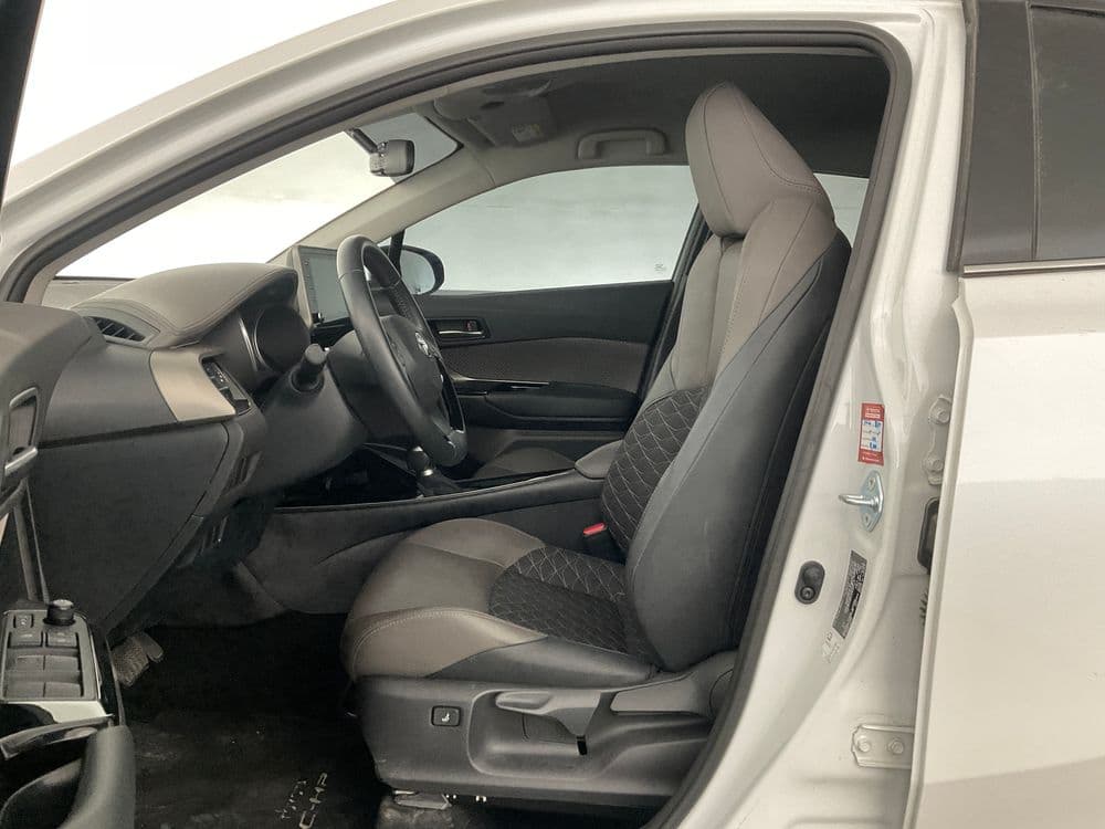 Used Toyota C-HR 2023
