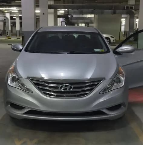 Used Hyundai Sonata 2.4L 2011