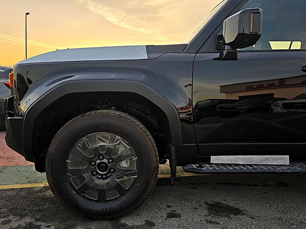 تويوتا لاند كروزر برادو 2.4T Adventure 4WD 2025 الجديد