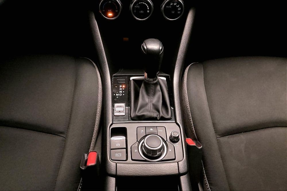 مازدا سي اكس-3 2024 الجديد