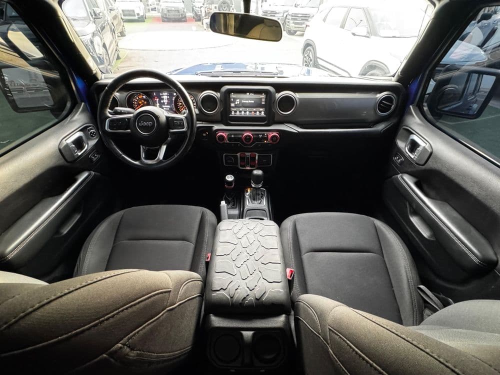 جيب رانجلر Unlimited 2.0T V4 Sahara 2019 مستعملة