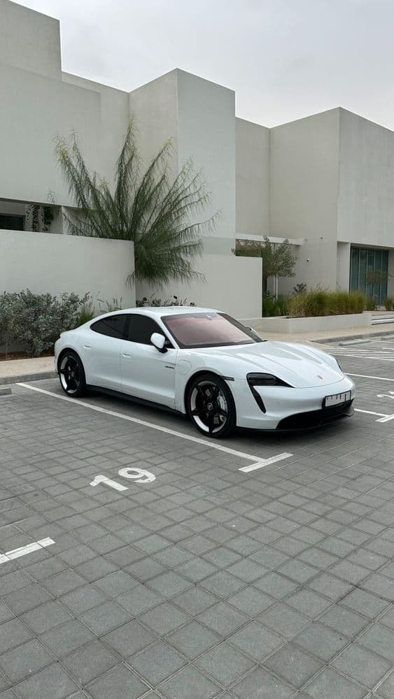 Used Porsche Taycan Base 2024