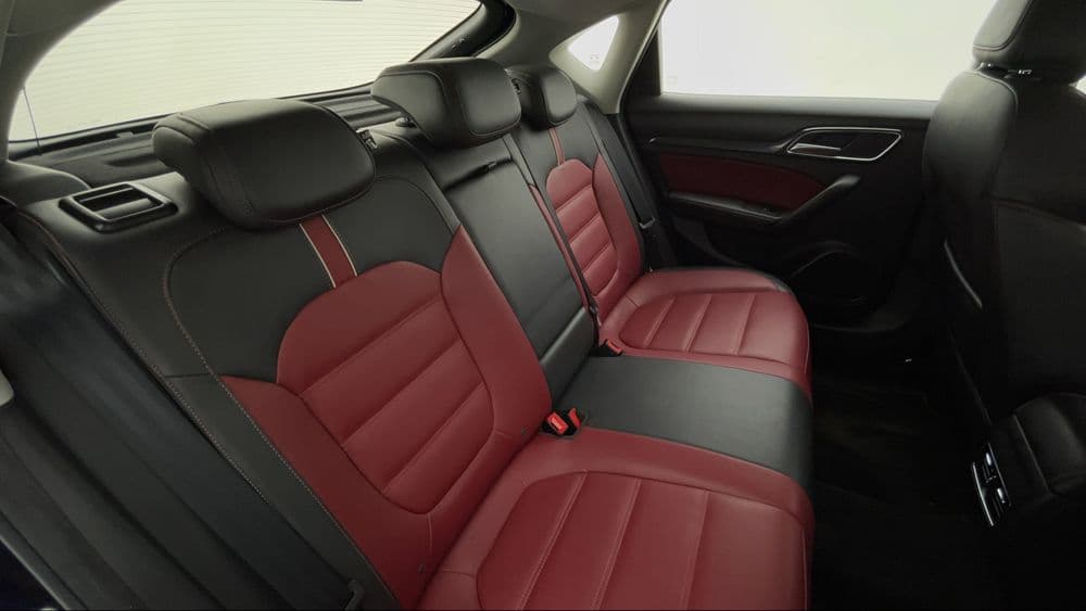 إم جي 6 2023 مستعملة