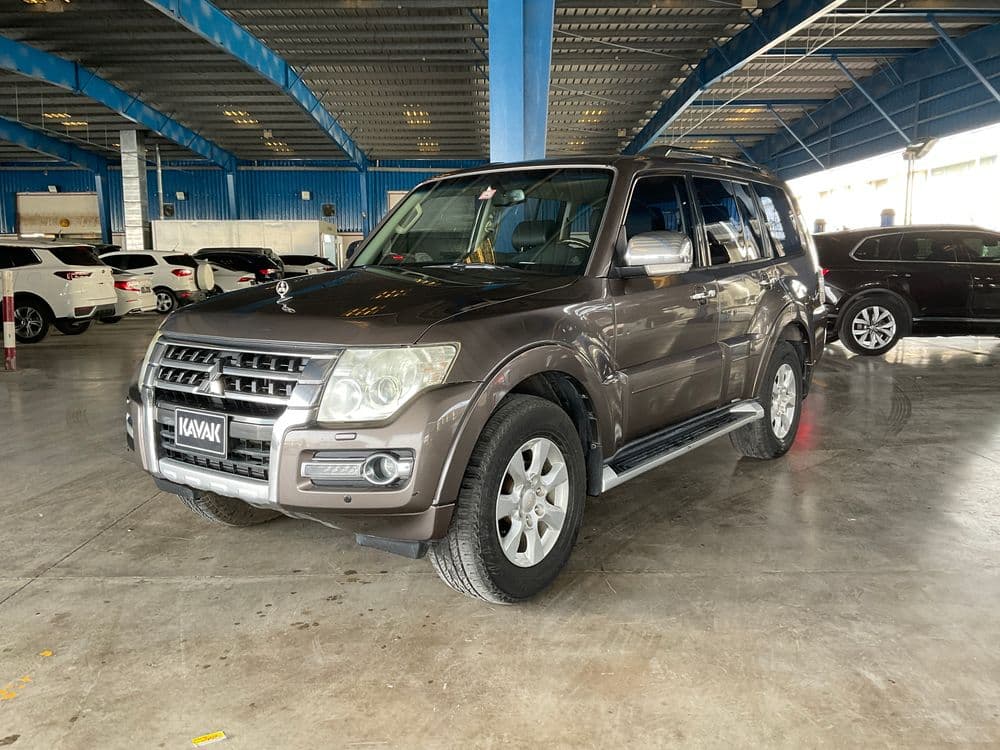 Used Mitsubishi Pajero 2015